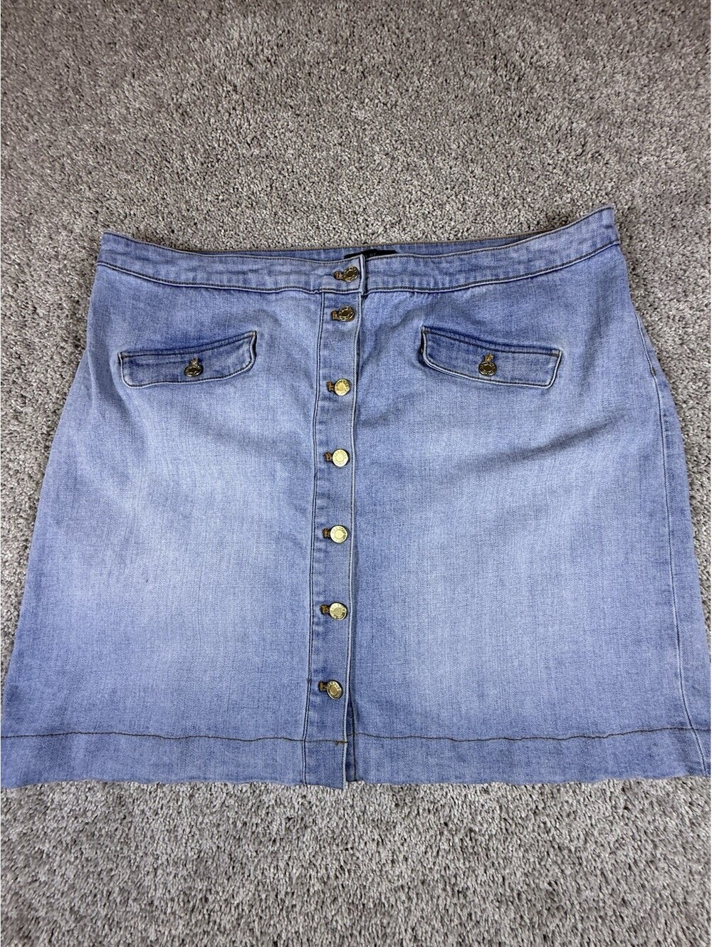 Talbots Size Petite 10 Denim Short Pencil Skirt Buttons